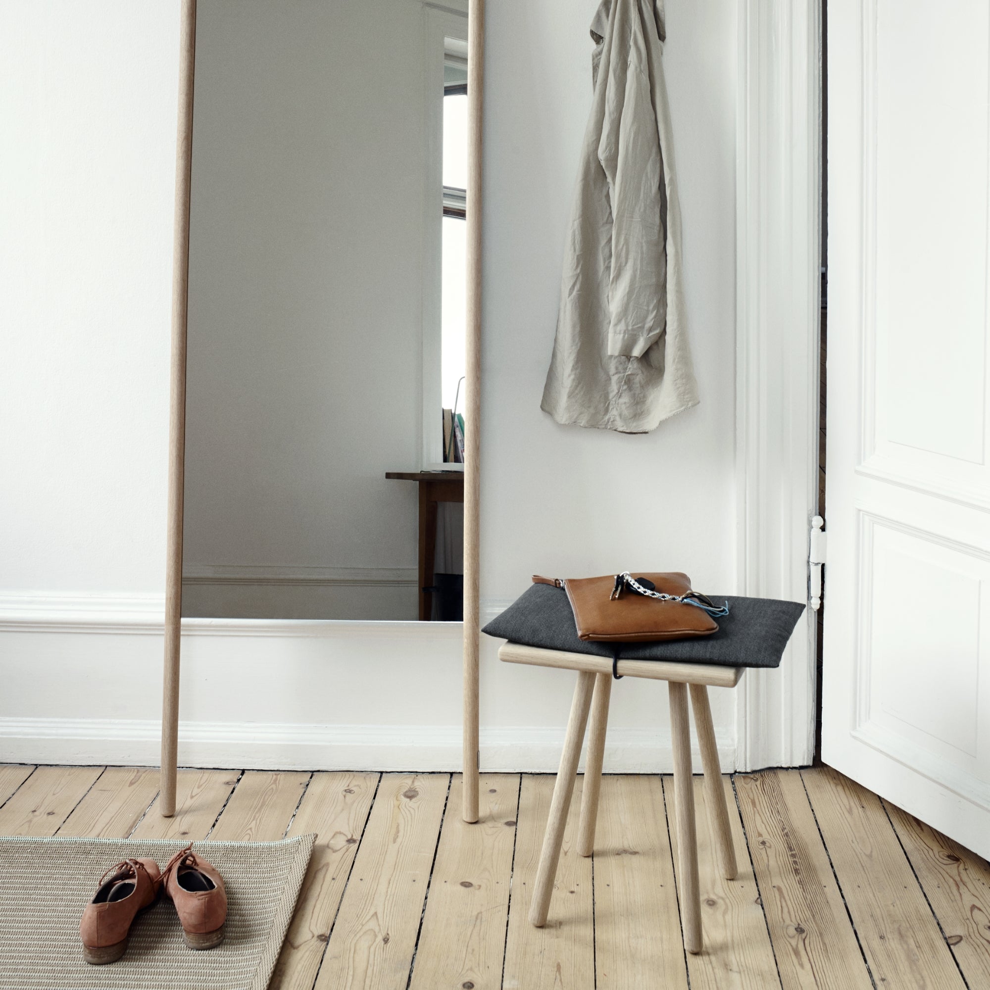 SkagerakGeorg Stool - Batten Home