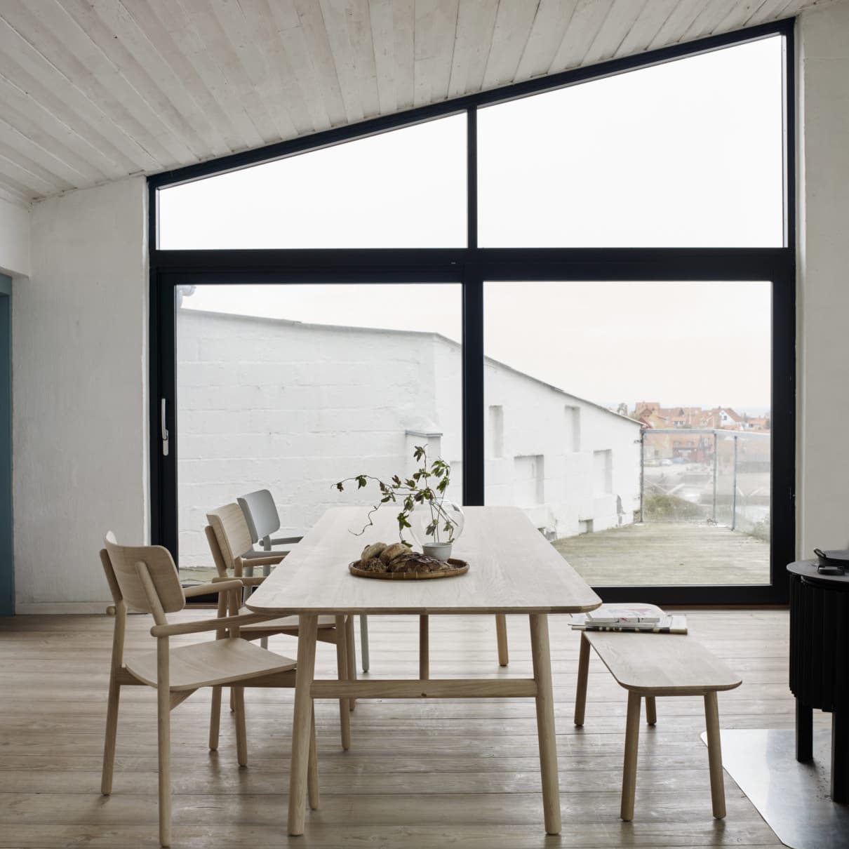 SkagerakHven Table 260 - Batten Home