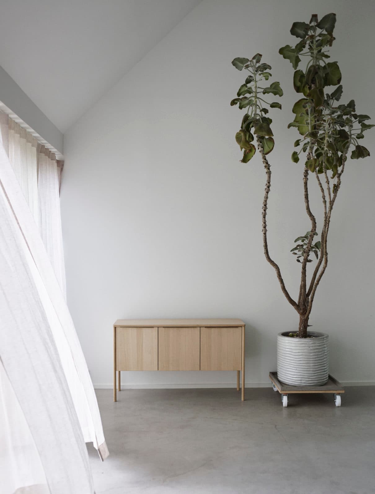 SkagerakJut Cabinet Oak - Black Marble top - Batten Home