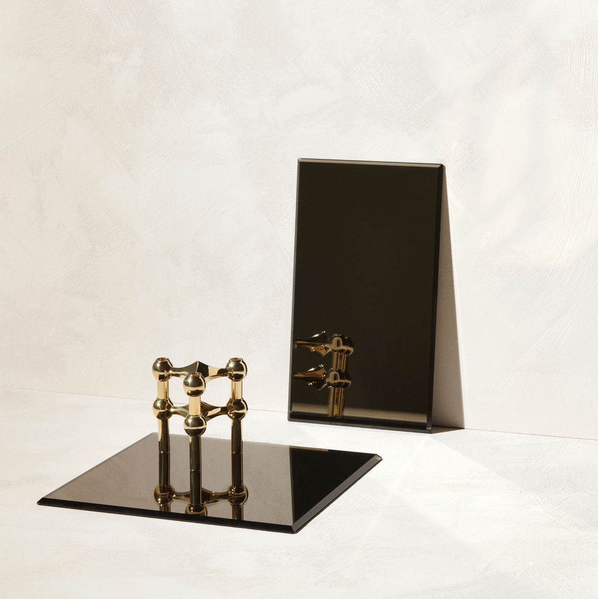 STOFF Nagel Glass Base Square, Smoked Brown