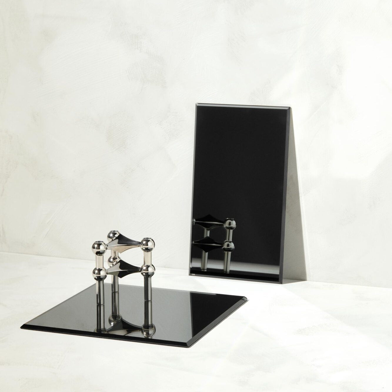 STOFF Nagel Glass Base Square, Smoked Black