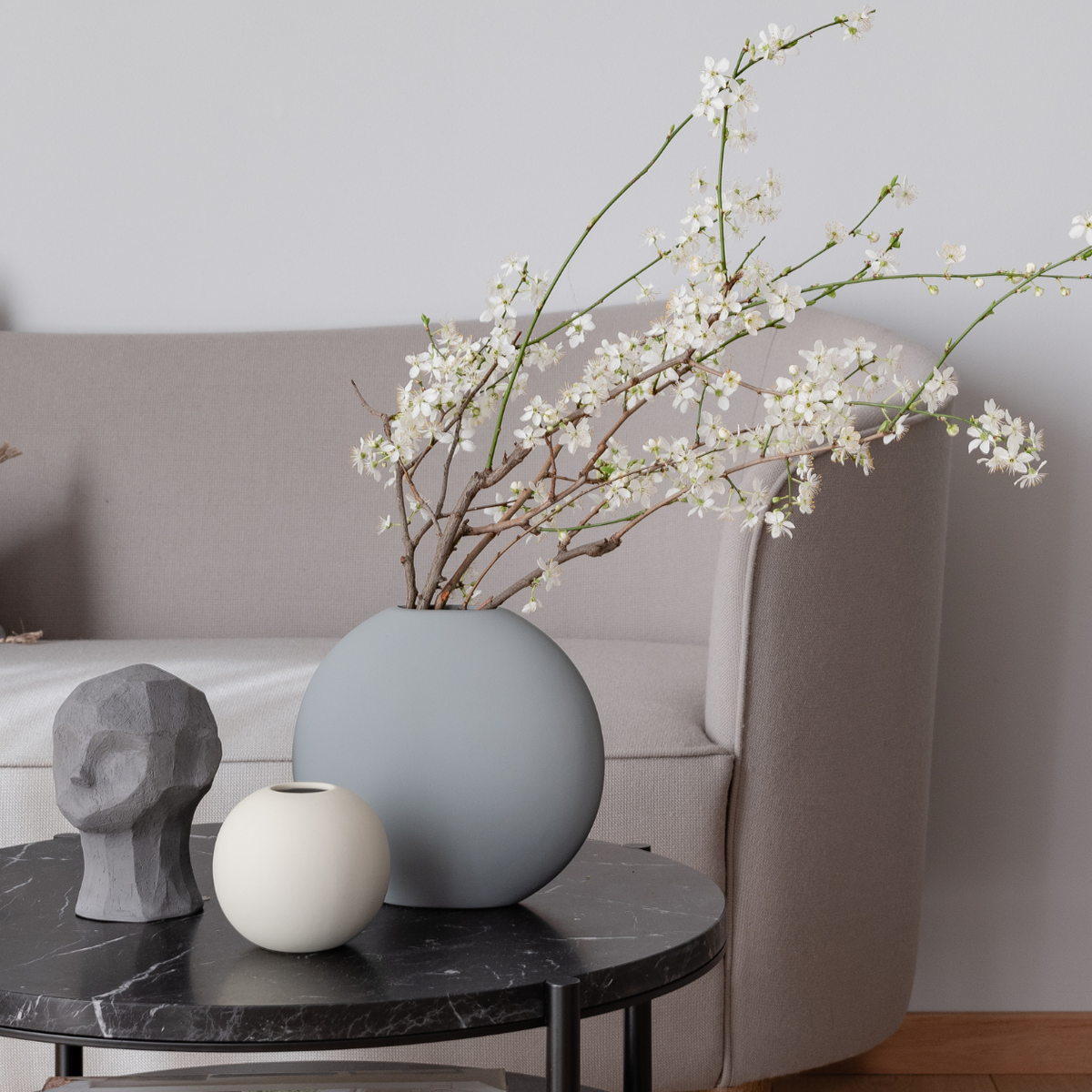 The COOEE Design Collection: Minimalist Sculptures, Minimalist Vases