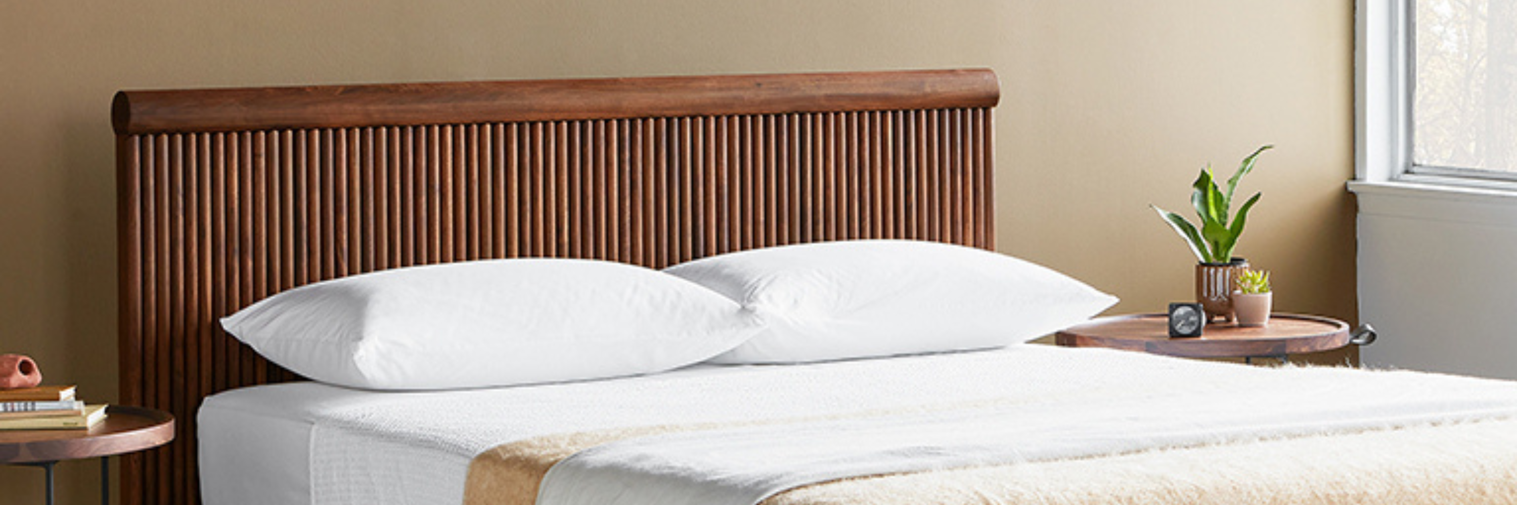 Gus* Modern Beds