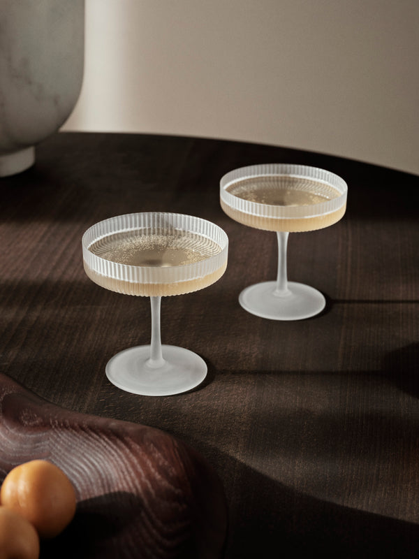 Ripple Champagne Glasses in Frosted
