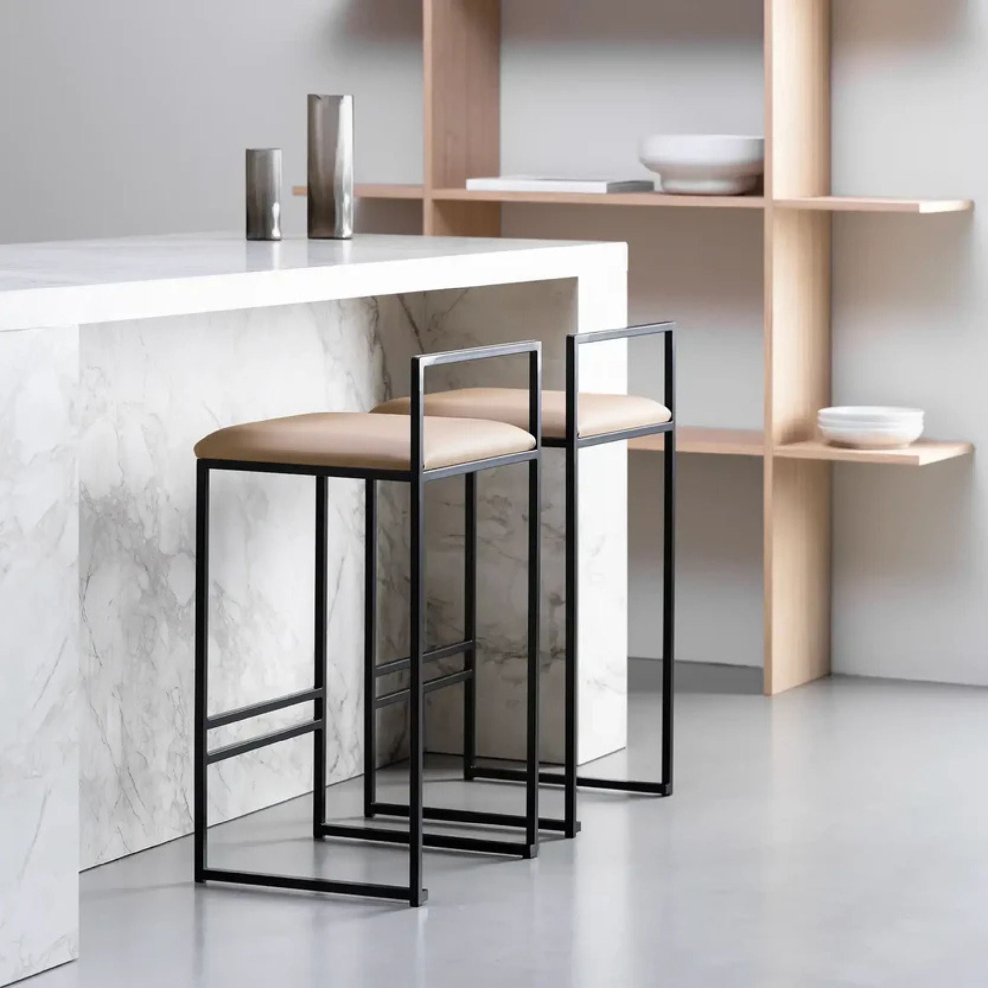 Freja Bar Stool