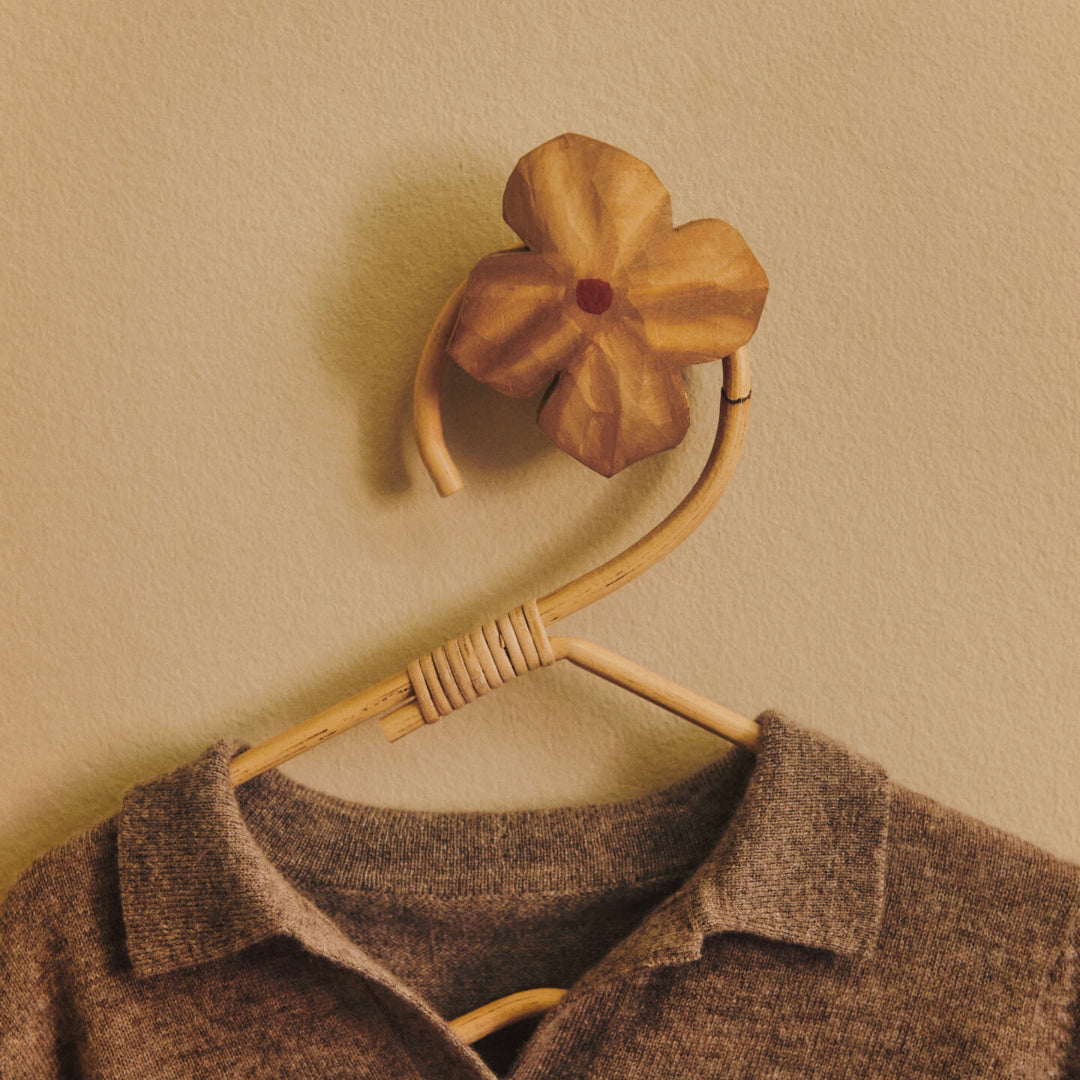 Poesie Hand-Carved Hook