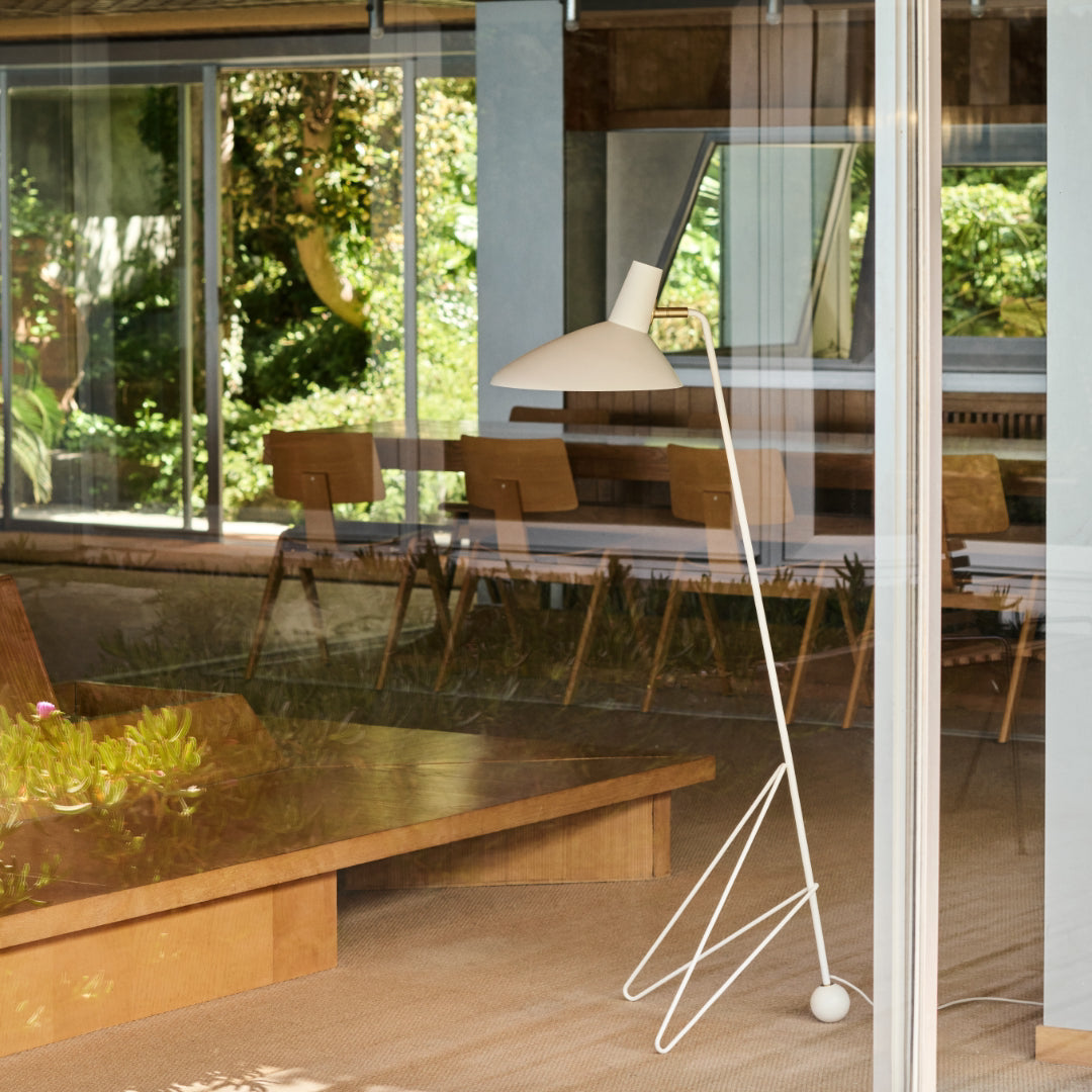 Tripod HM8 Floor Lamp