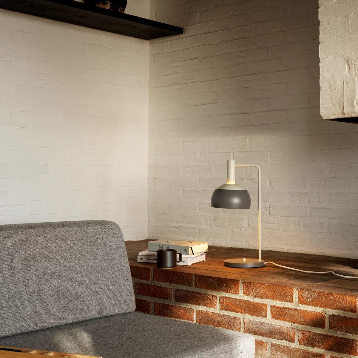 FJ Elements Table Lamp