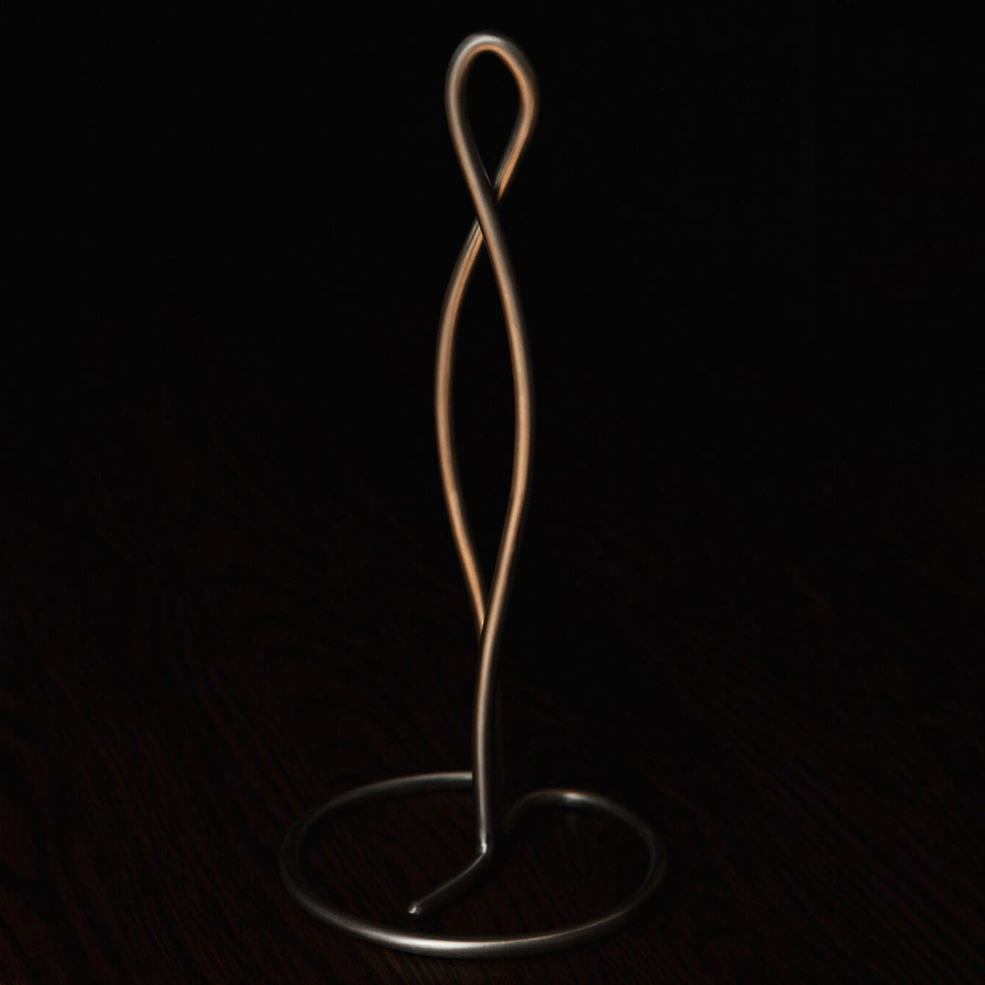 Curvature Paper Towel Holder