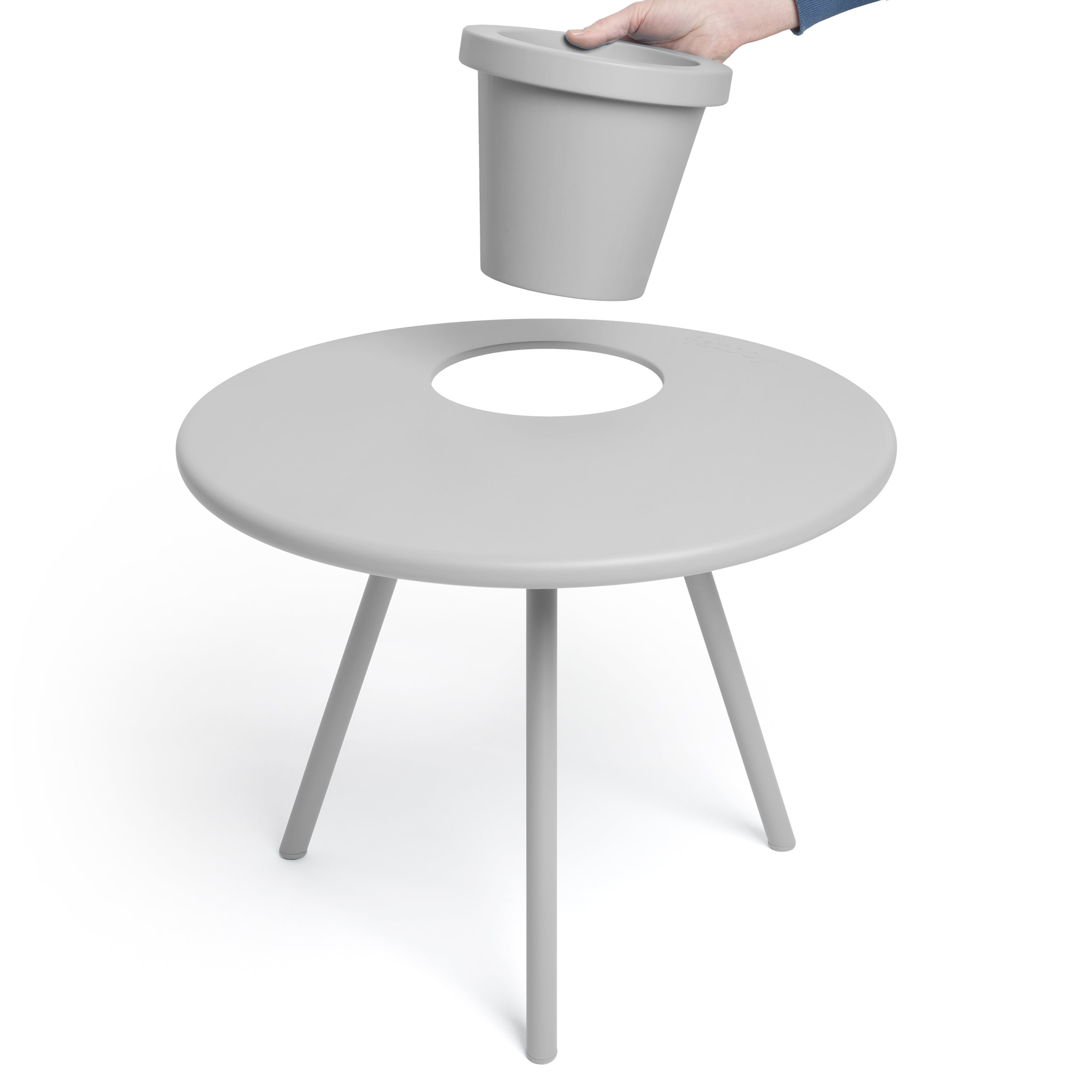 Bakkes Planter Table