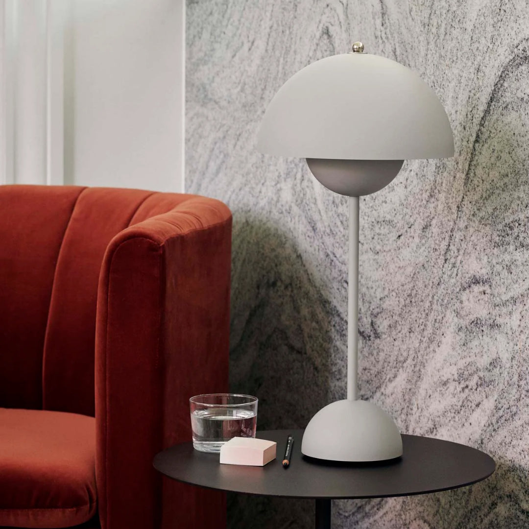 Flowerpot VP3 Table Lamp