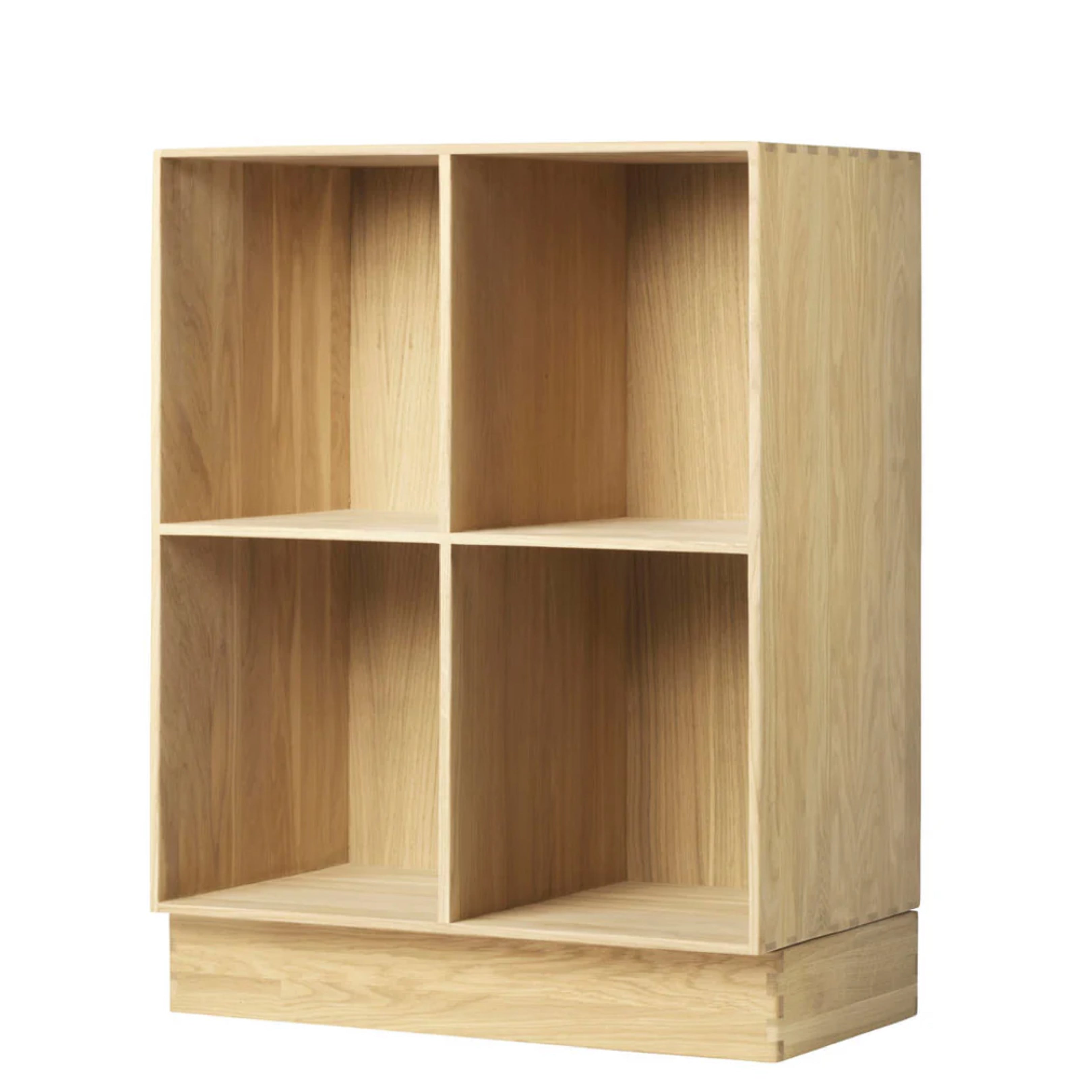 B98 Bookcase - 21.3 x 28.3 x 12.6