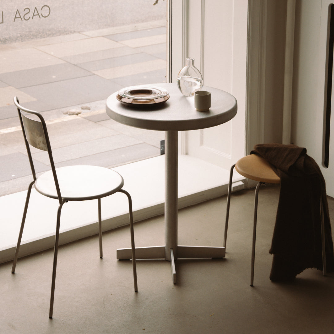 Tasca Table