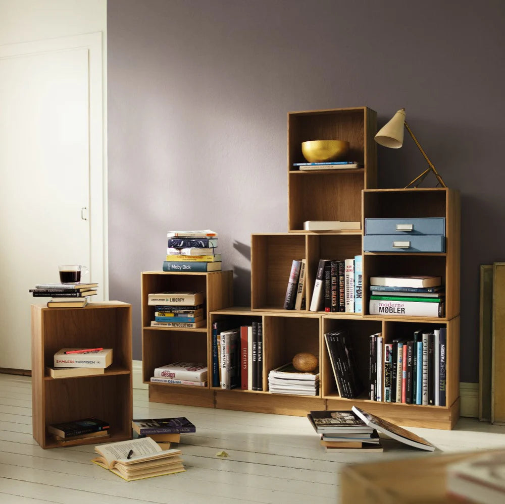 B98 Bookcase - 14.2 x 21.3 x 11