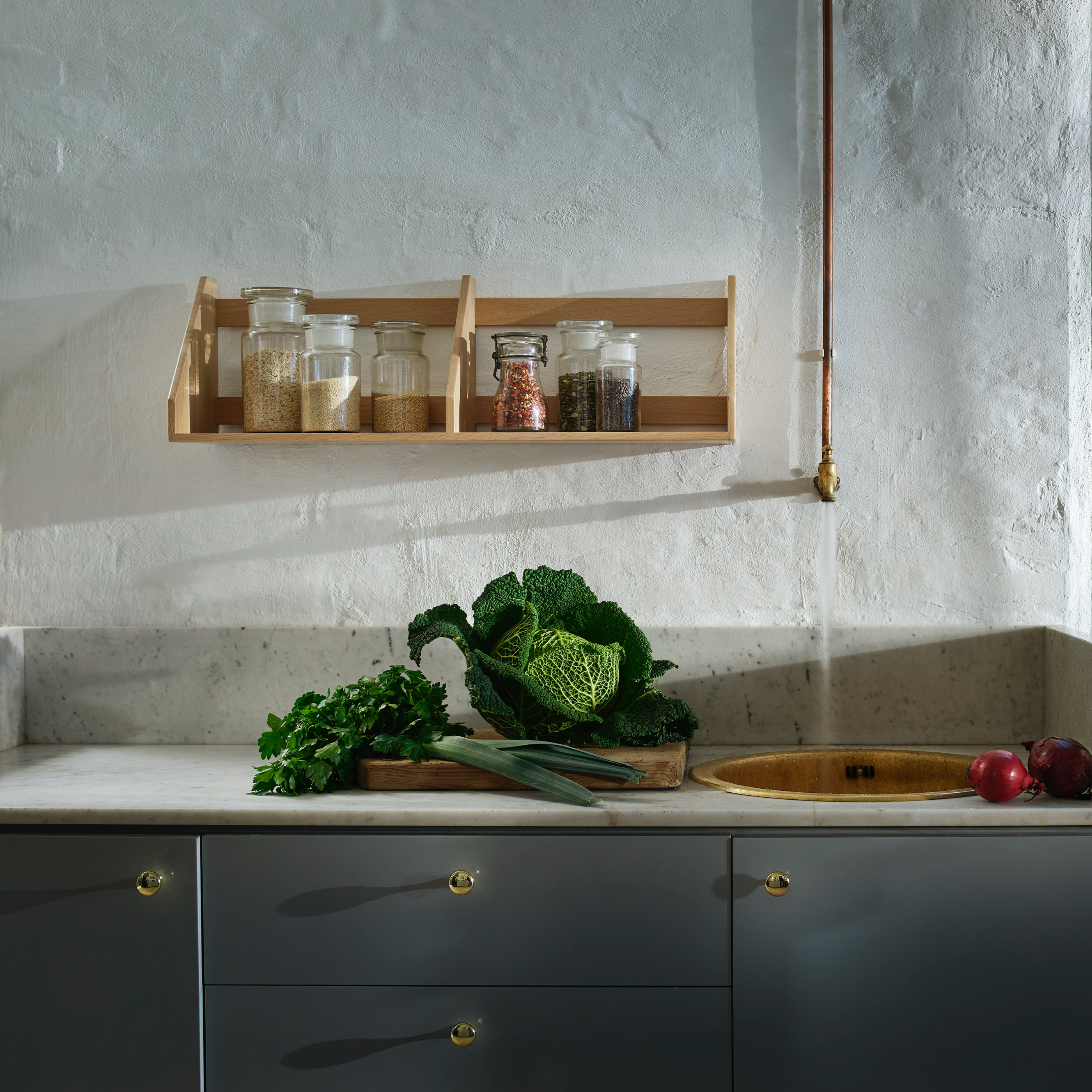 B5 Oak Shelf - 31.5 x 8.3