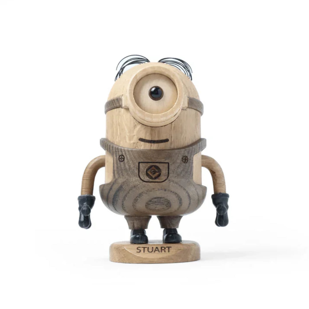 Minion Stuart, Small