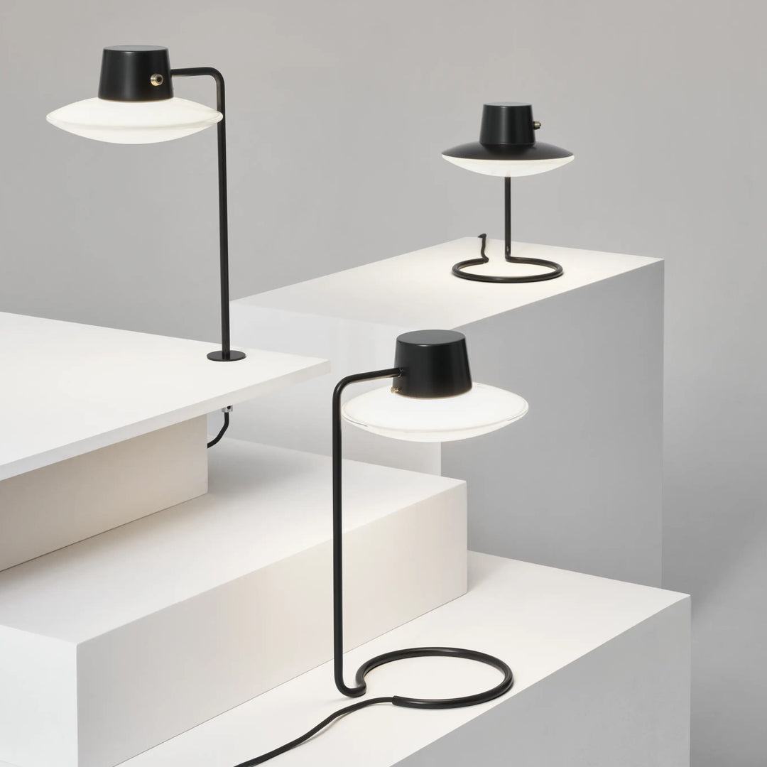Louis Poulsen AJ Oxford Table Lamp - Batten Home