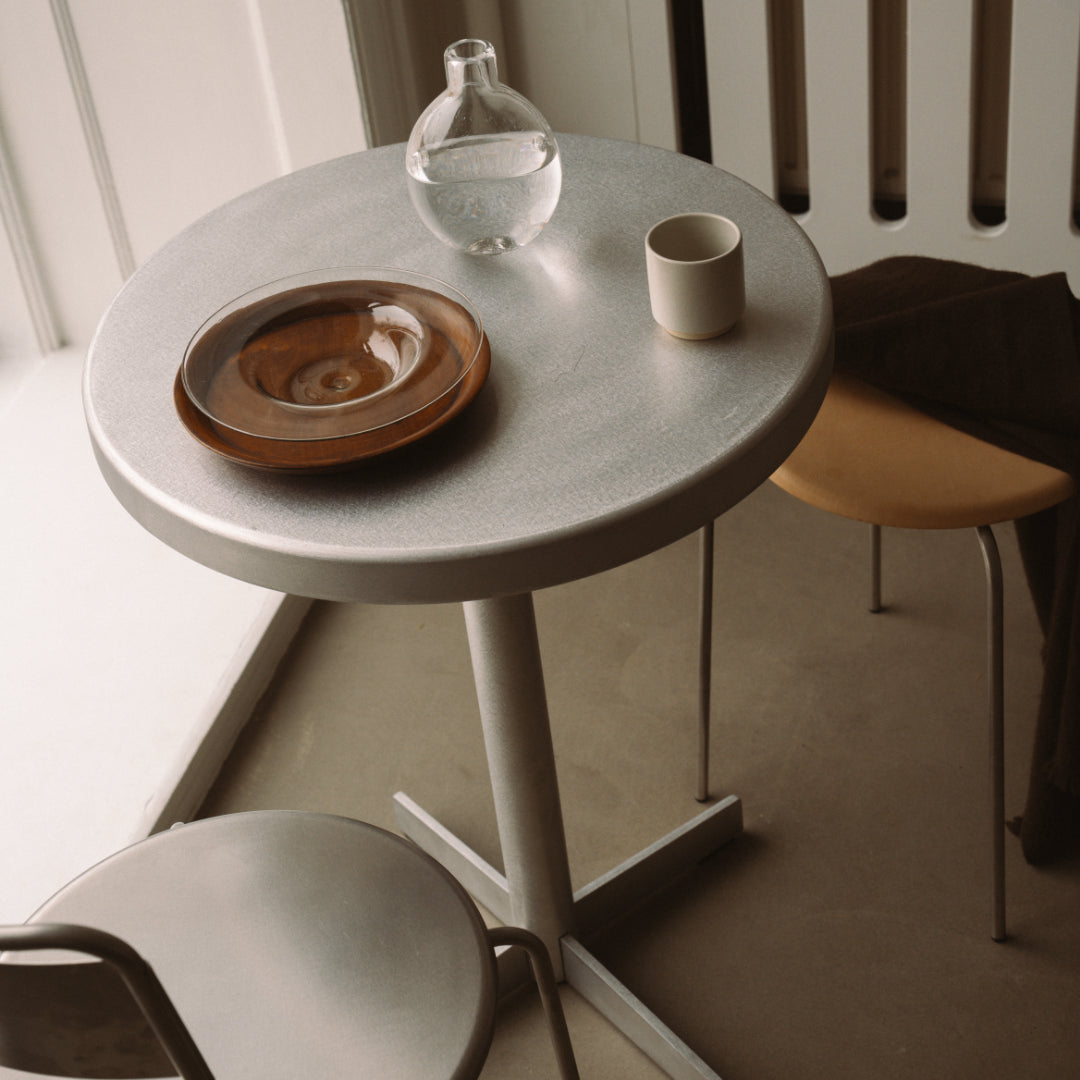 Tasca Table