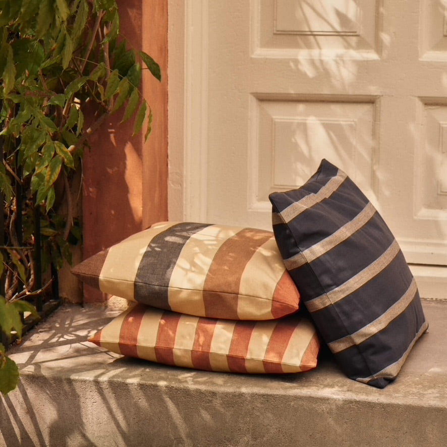 Strand Outdoor Cushion