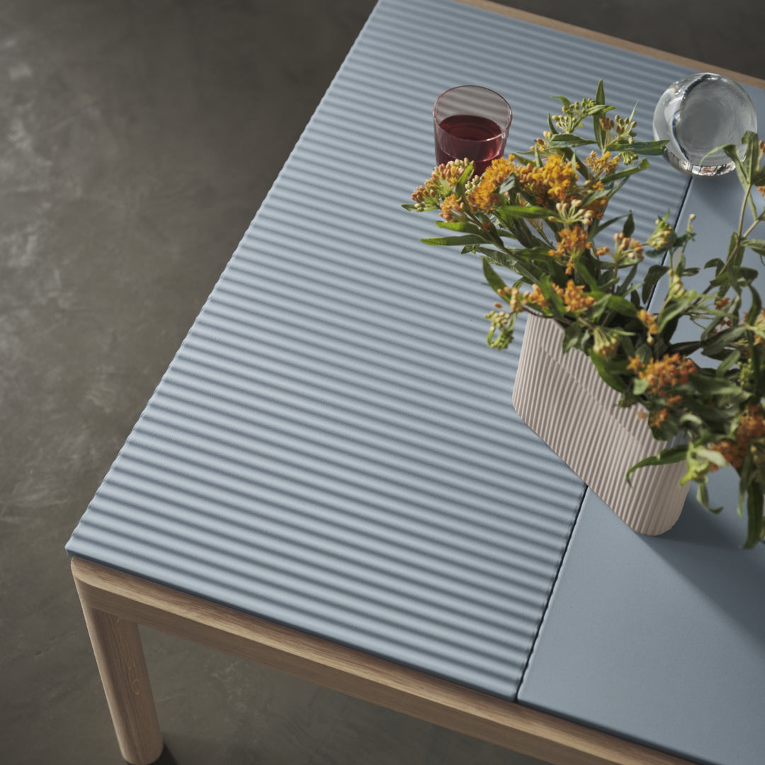 Muuto Couple Coffee Table 47.2 x 33.2 x 13.7 - Batten Home