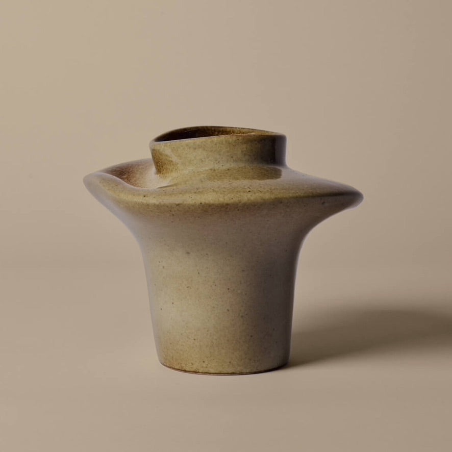 Evio Vase
