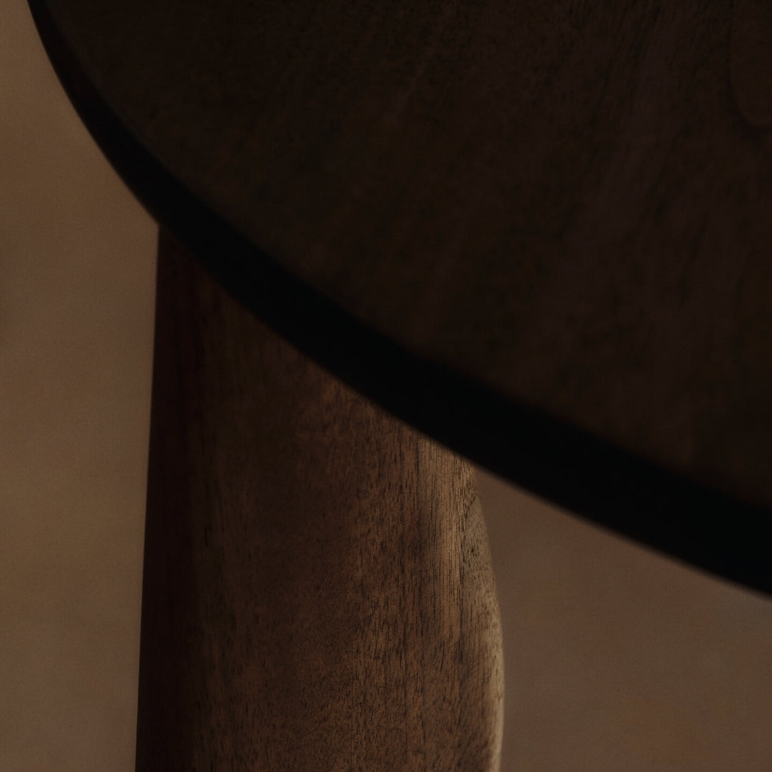 Feve Table