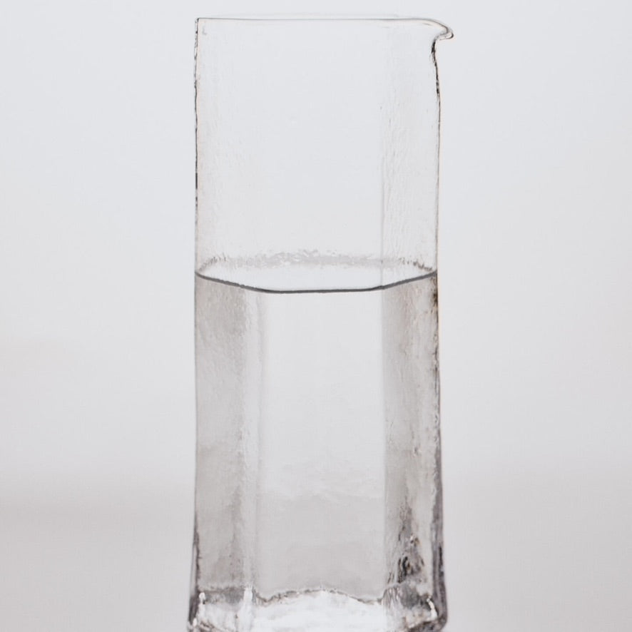 Kiru Carafe