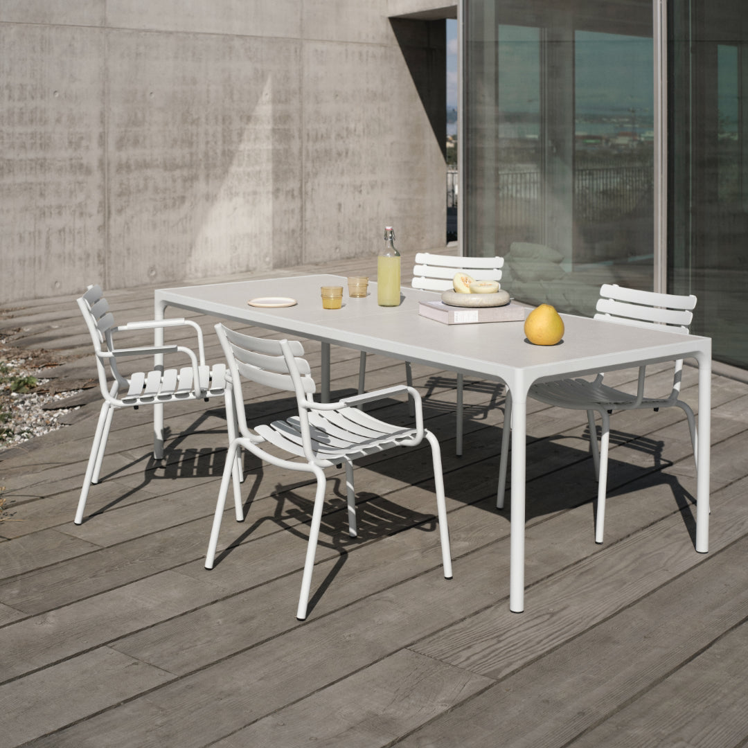 FOUR Dining Table - Ceramic
