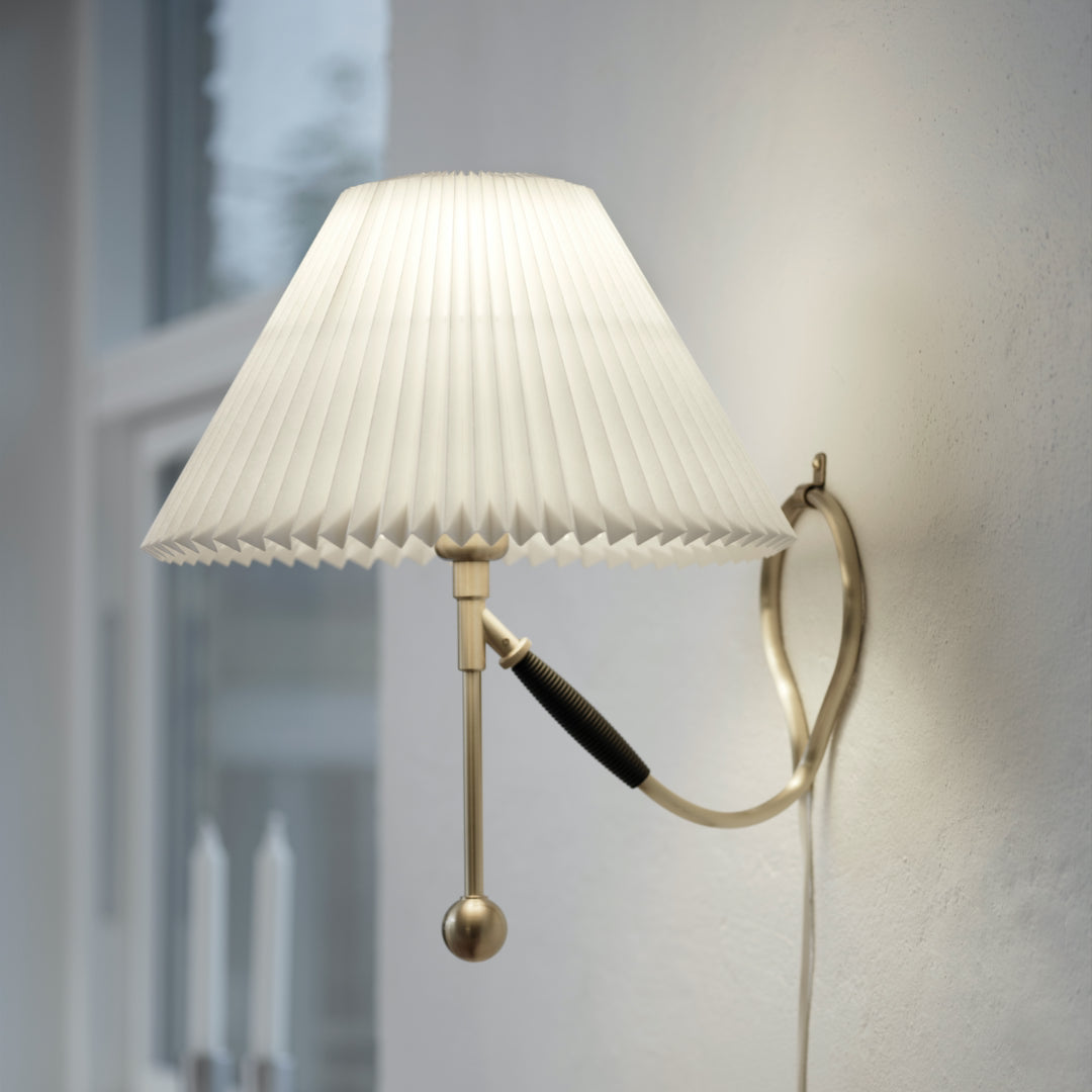 Model 306 Table/Wall Lamp