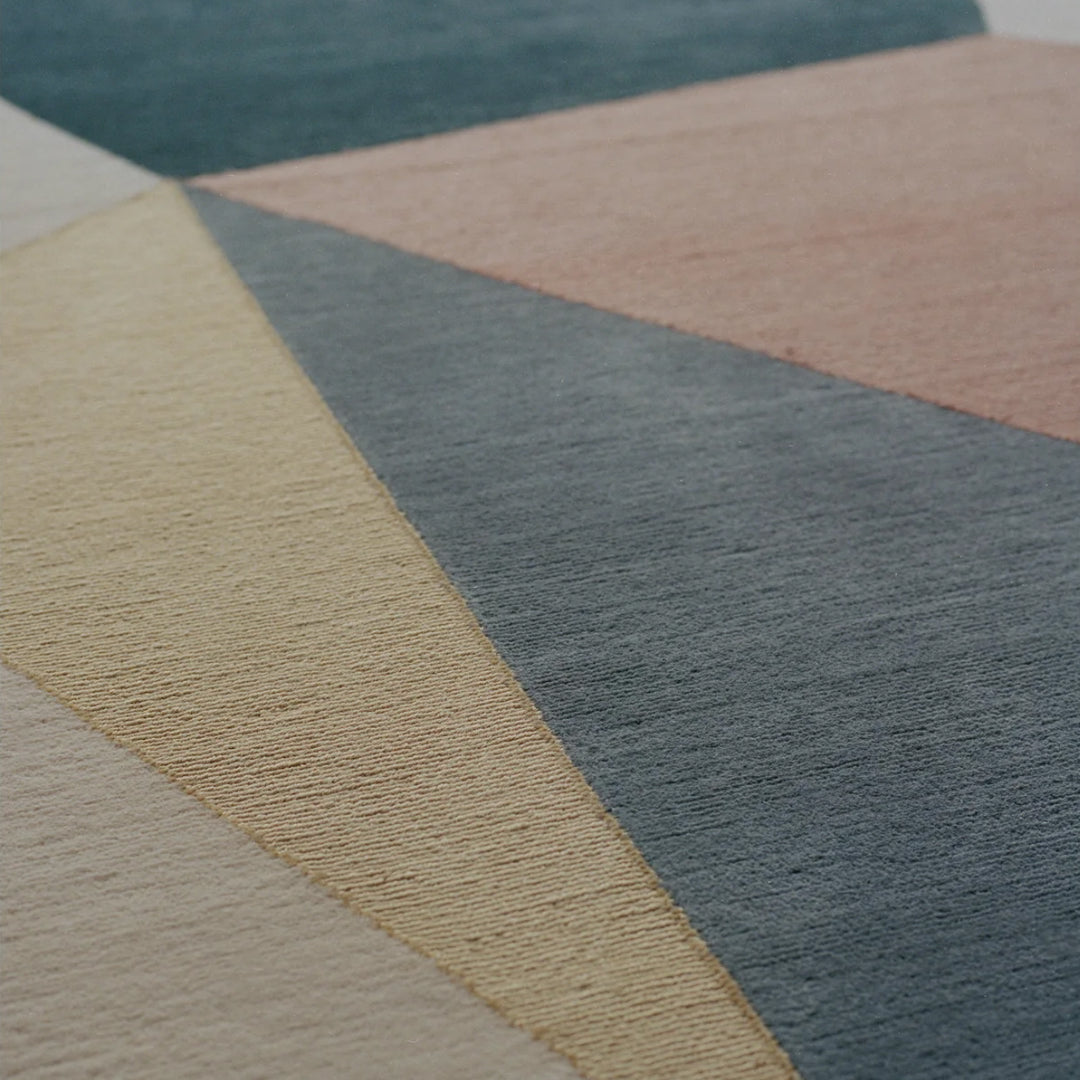 Diffused Aura Rug