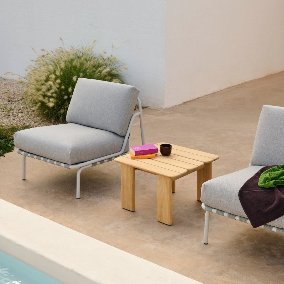 Assemble Coffee Table