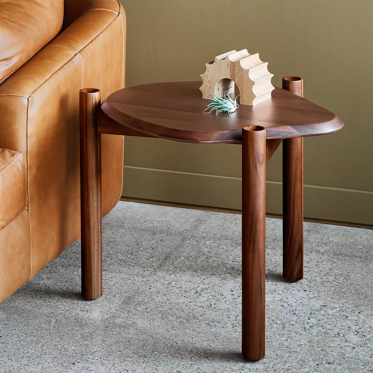 Gus* Modern Monarch End Table - Batten Home