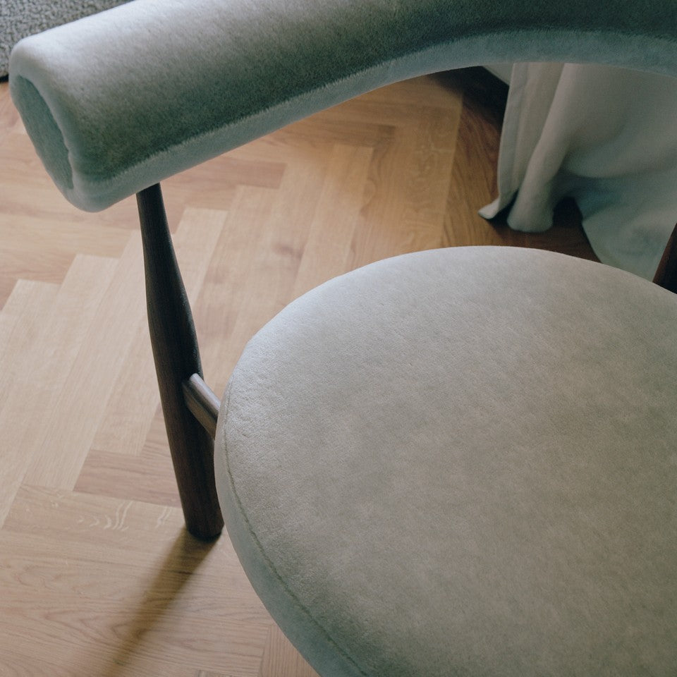 Bukowski Lounge Chair