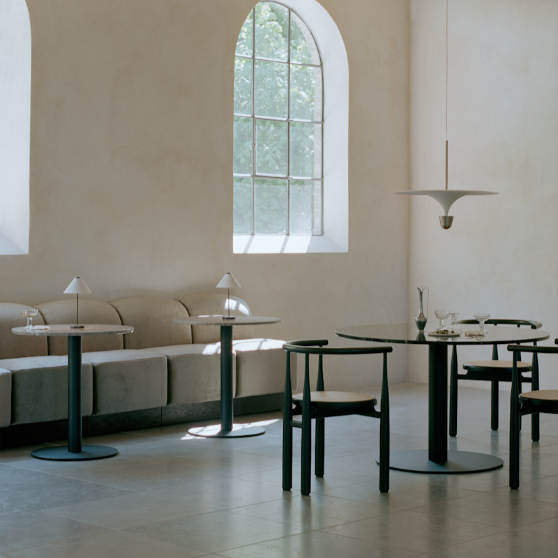 Shore Modular Dining Sofa - Curved End Right, Plinth, Module 42