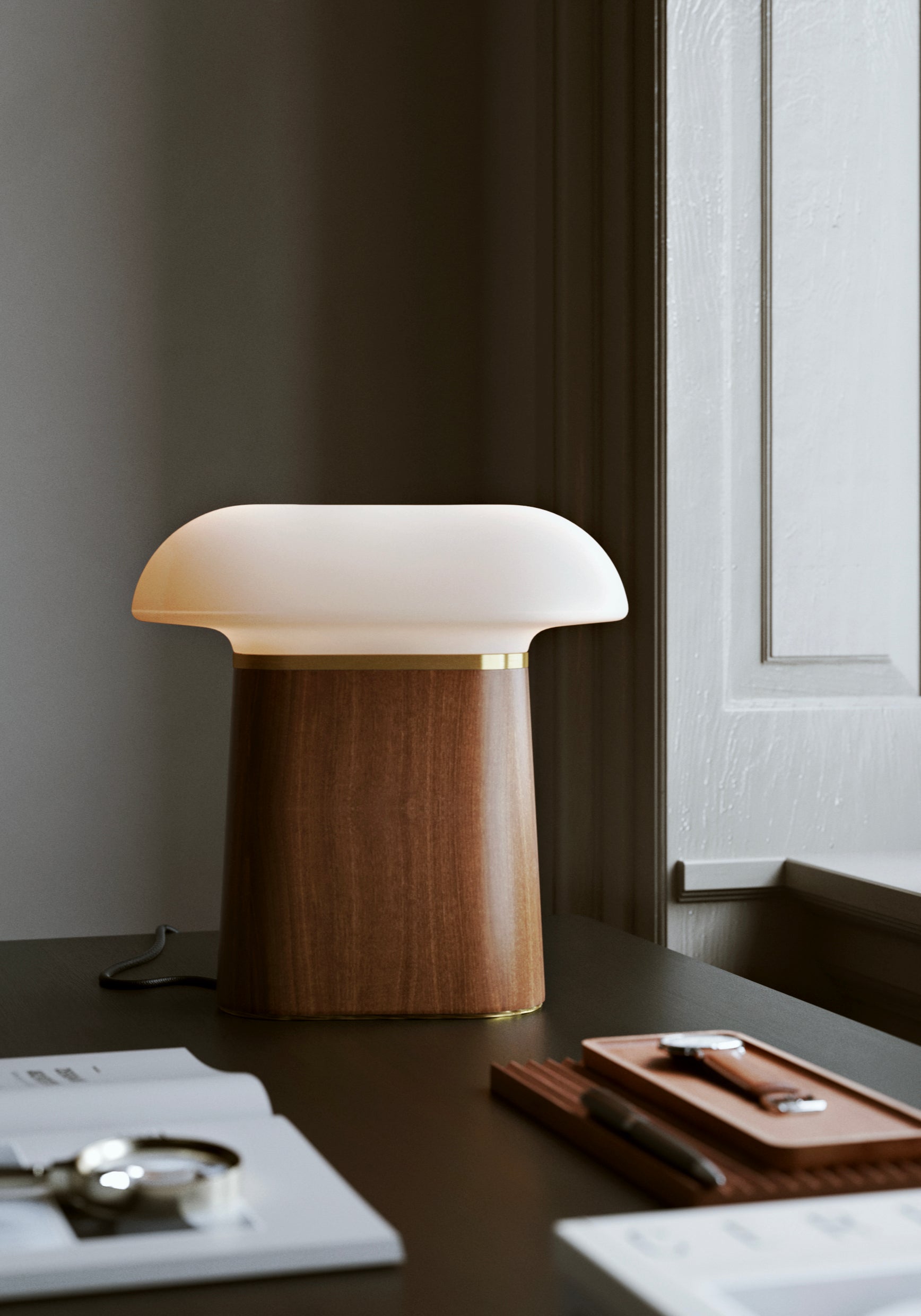 Nova Table Lamp
