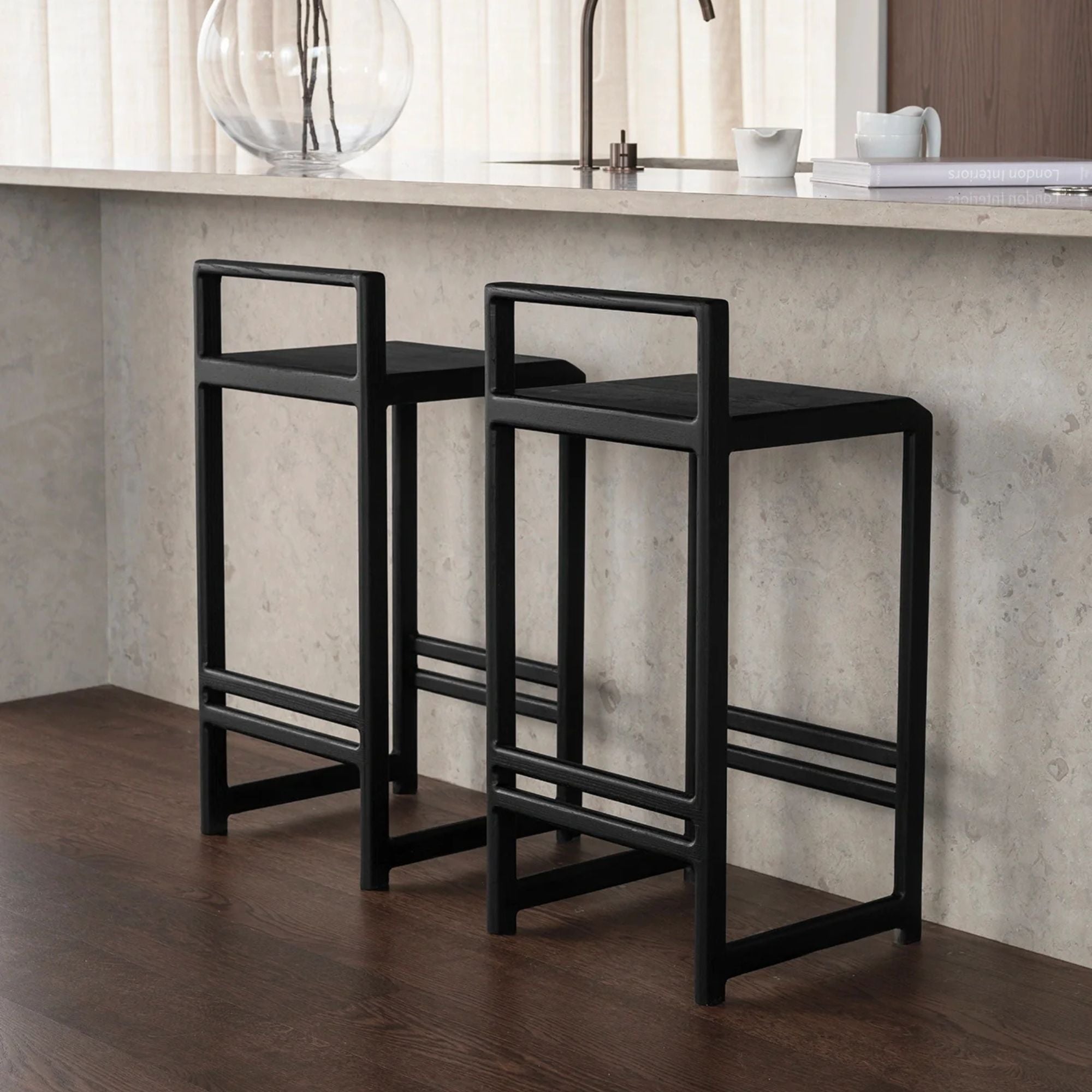 Ebba Bar Stool