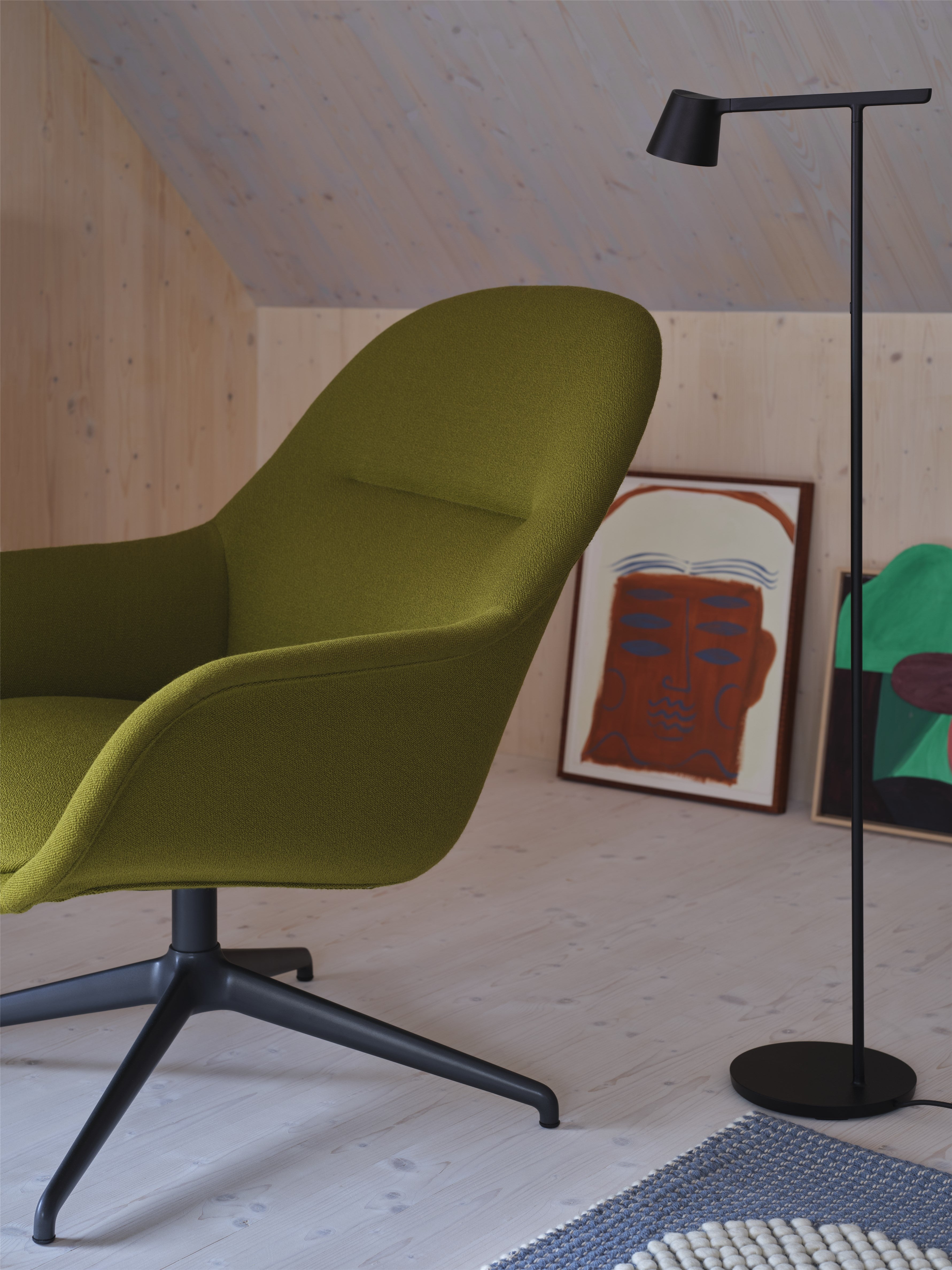 Fiber Lounge Armchair - Swivel Base