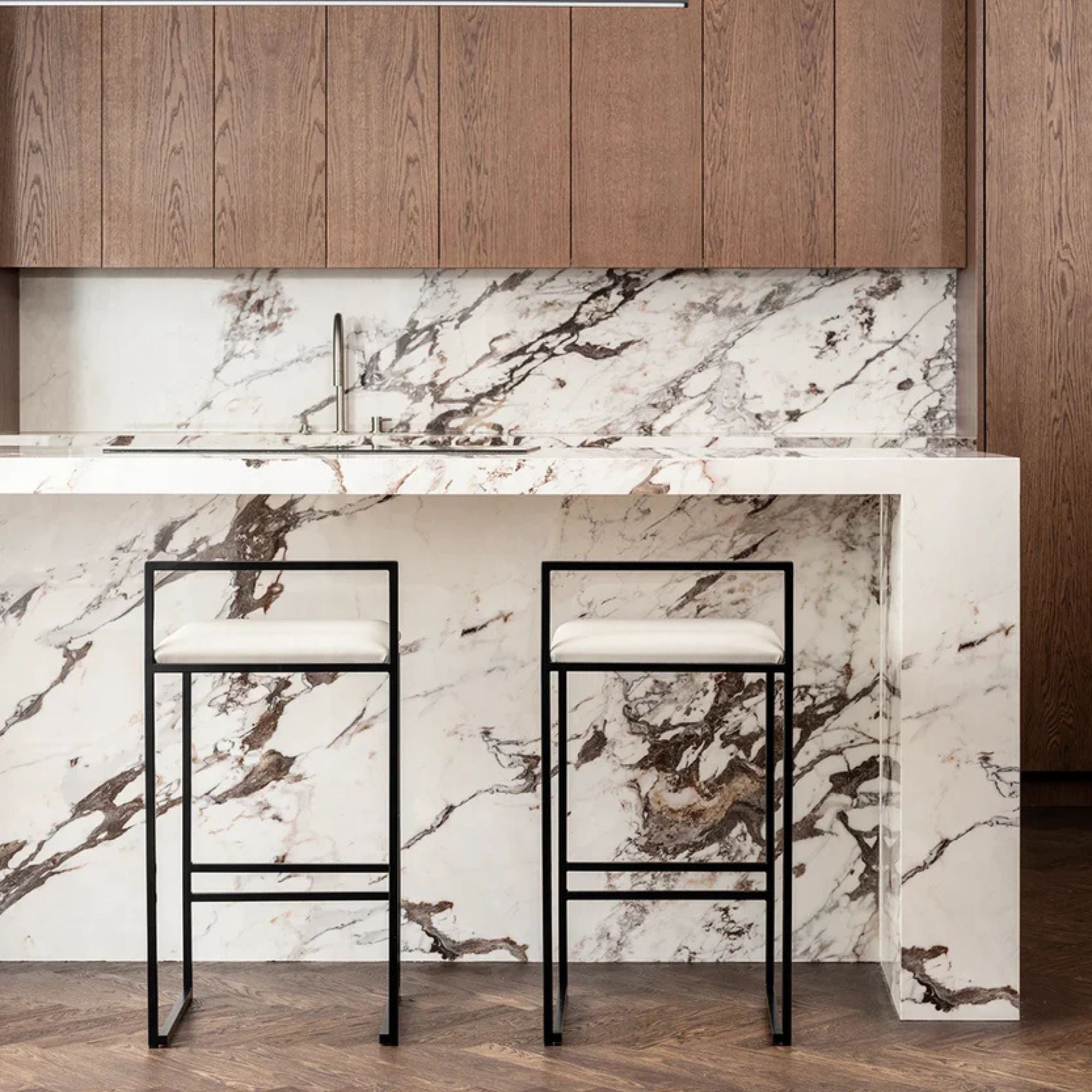 Freja Bar Stool