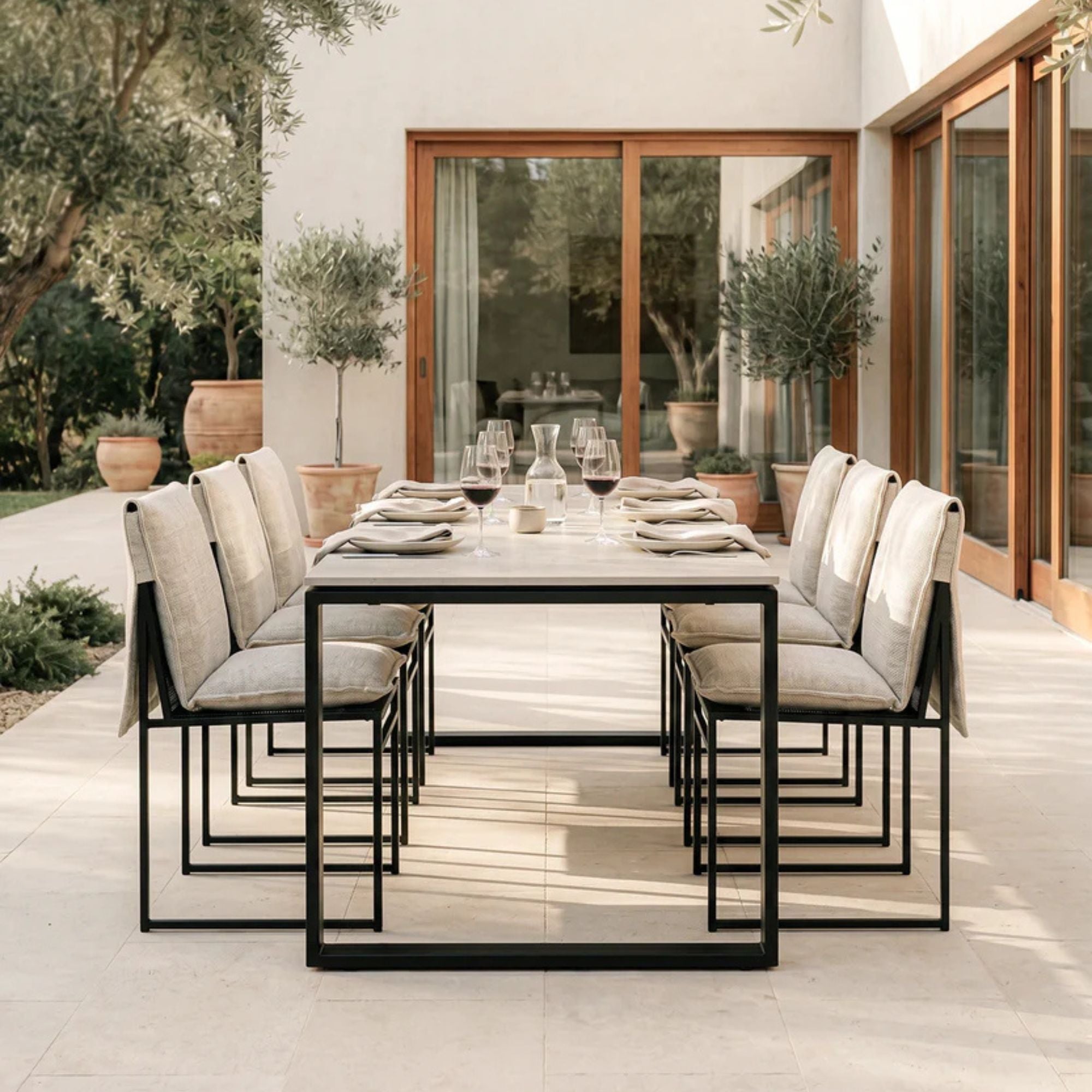 Isa Outdoor Dining Chair