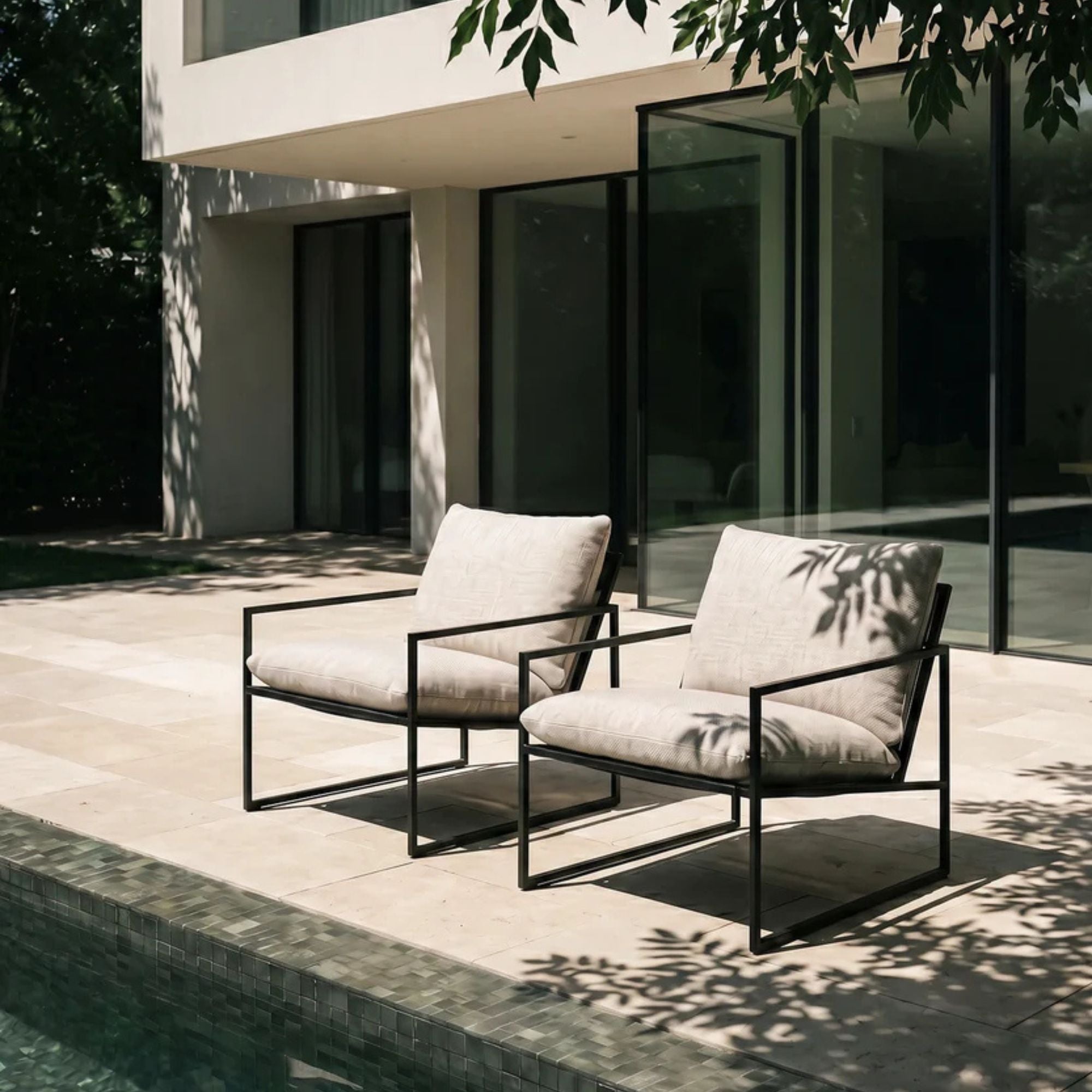 Kenny Outdoor Lounge Chair