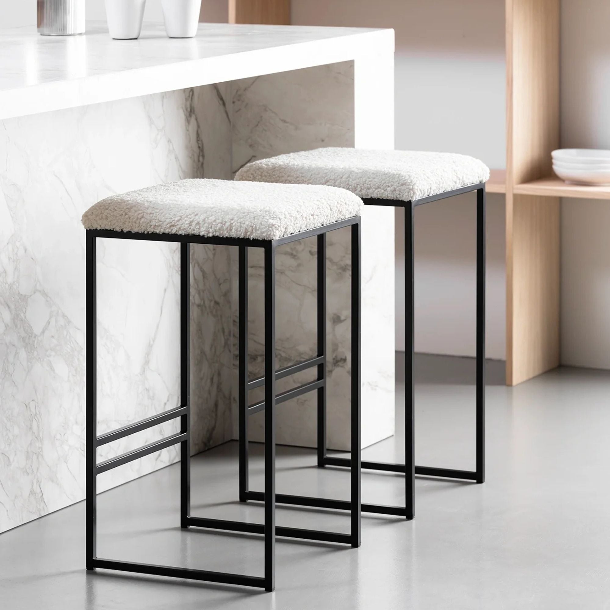 Svea Bar Stool