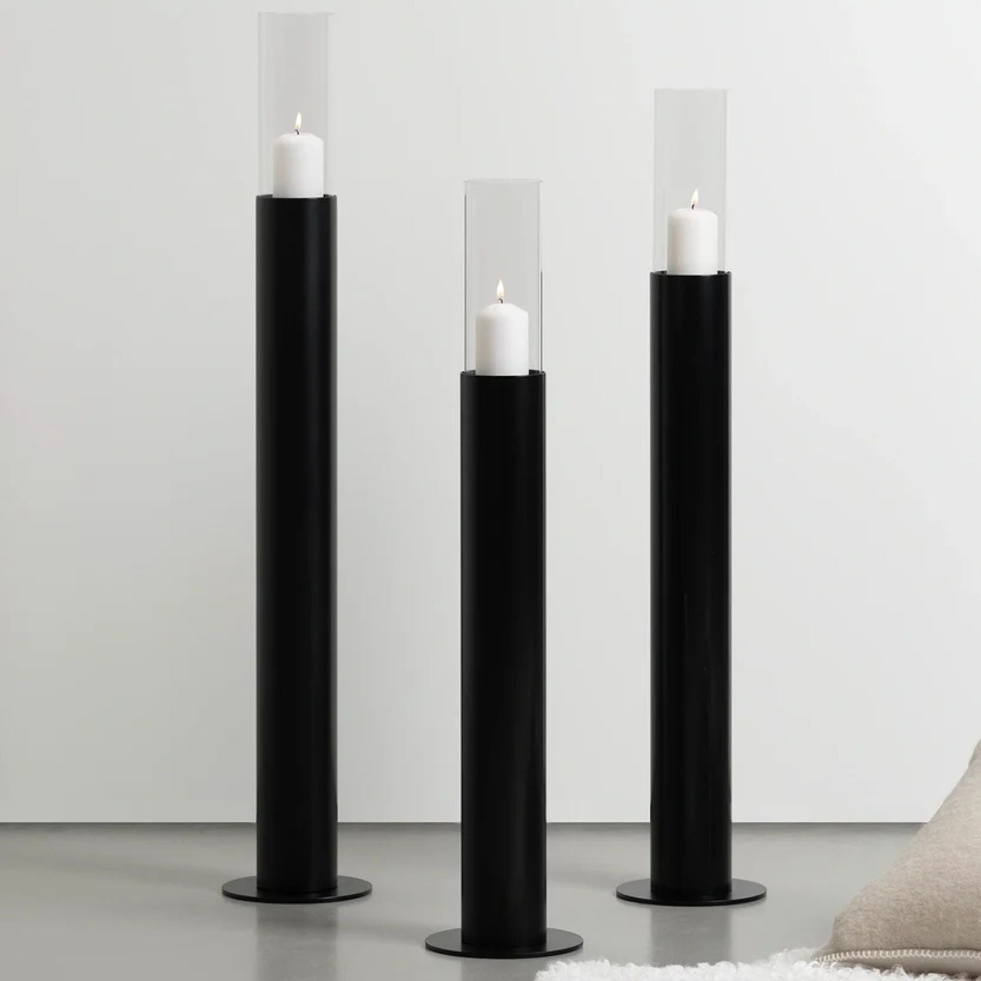 Thomas Floor Candleholder