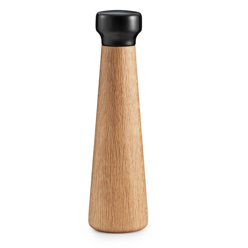 The Craft Pepper Mill is just one piece of the beautiful collaboration between Normann Copenhagen and Danish designer Simon Legald. The Craft Collection offers a variety of kitchen essentials, made of quality materials that are suitable for everyday use.