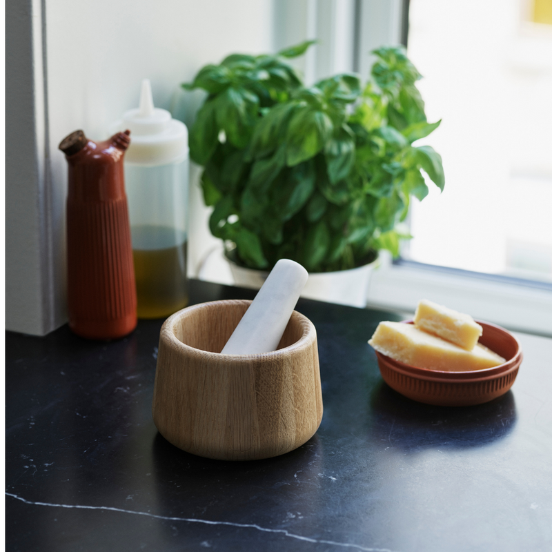 The Craft Mortar & Pestle is just one piece of the beautiful collaboration between Normann Copenhagen and Danish designer Simon Legald. The Craft Collection offers a variety of kitchen essentials, made of quality materials that are suitable for everyday use.